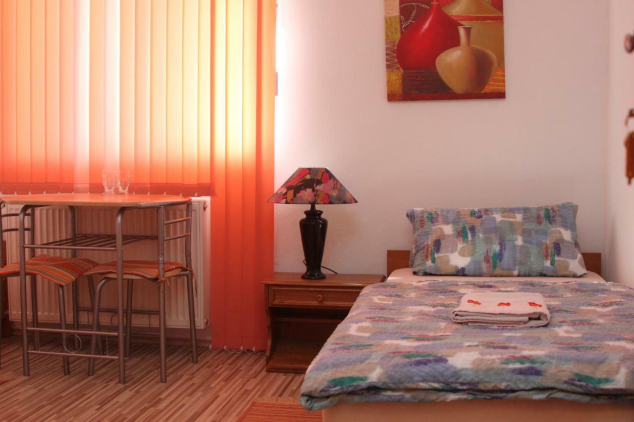 Pension Motel Anna Lenora Exterior foto
